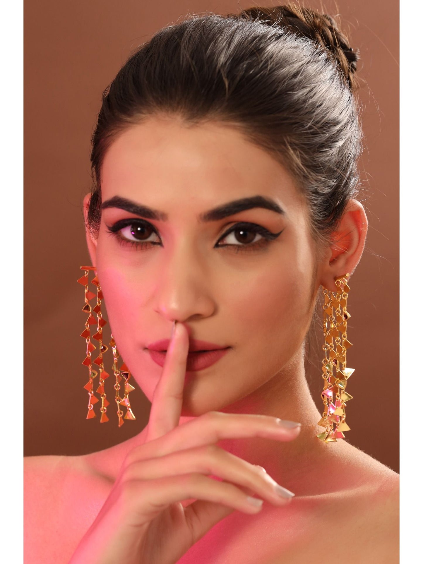 Elegant Golden Jhumka Earrings – Designer Style