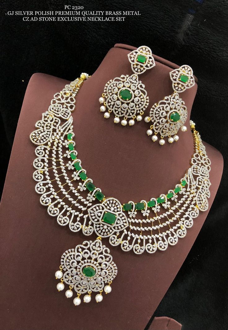 Exclusive Sale Offer Diamond Vadhuvu Necklace Set