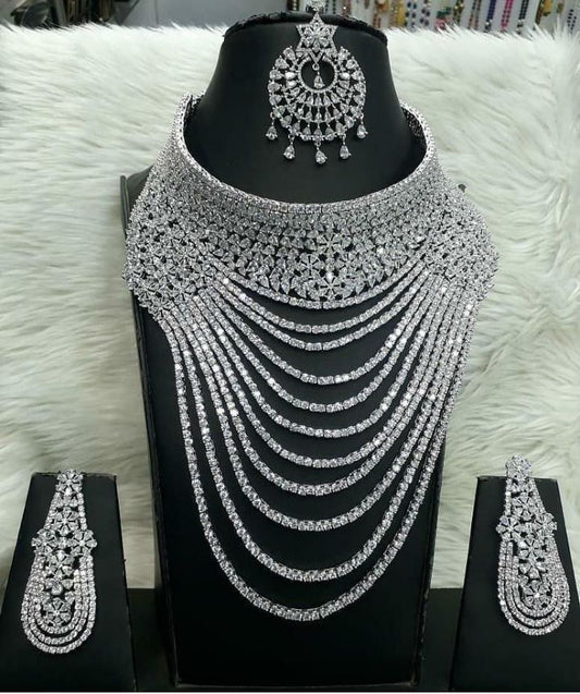 Black Velvet Lay Down Necklace Bust Display Jewellery